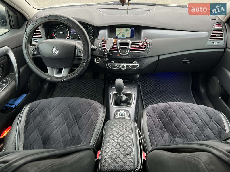 Універсал Renault Laguna 2010 в Лопатині