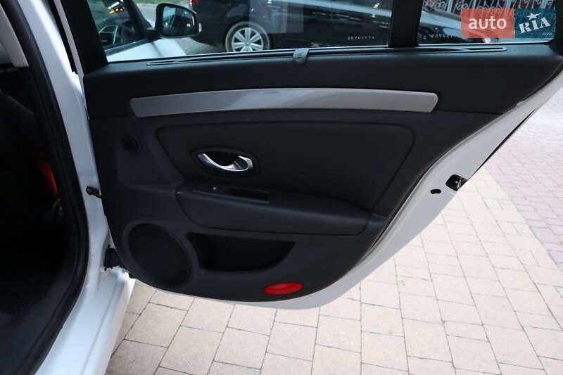 Універсал Renault Laguna 2012 в Львові