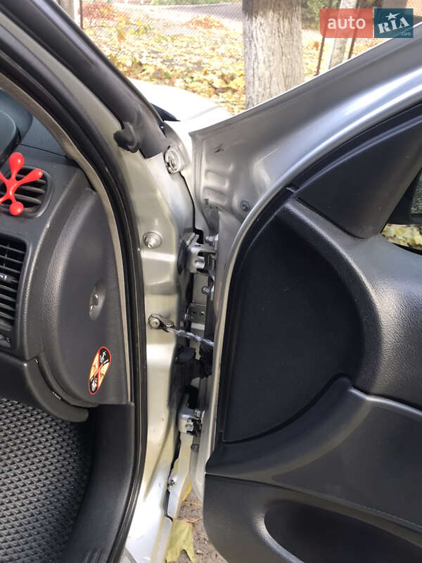 Универсал Renault Laguna 2005 в Яготине