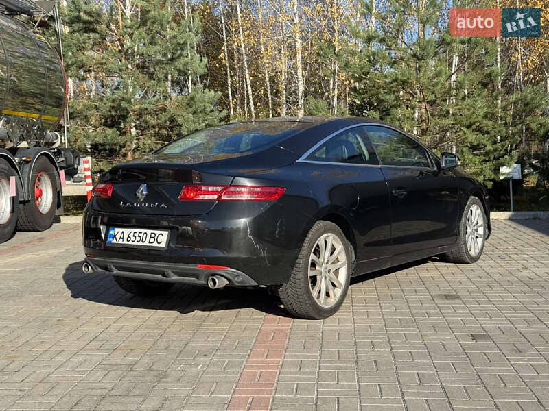 Купе Renault Laguna 2011 в Киеве