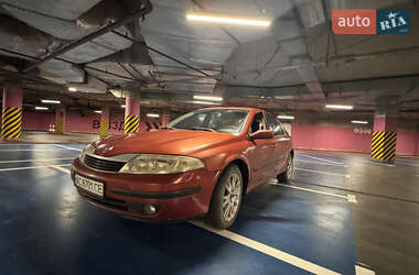 Ліфтбек Renault Laguna 2001 в Луцьку
