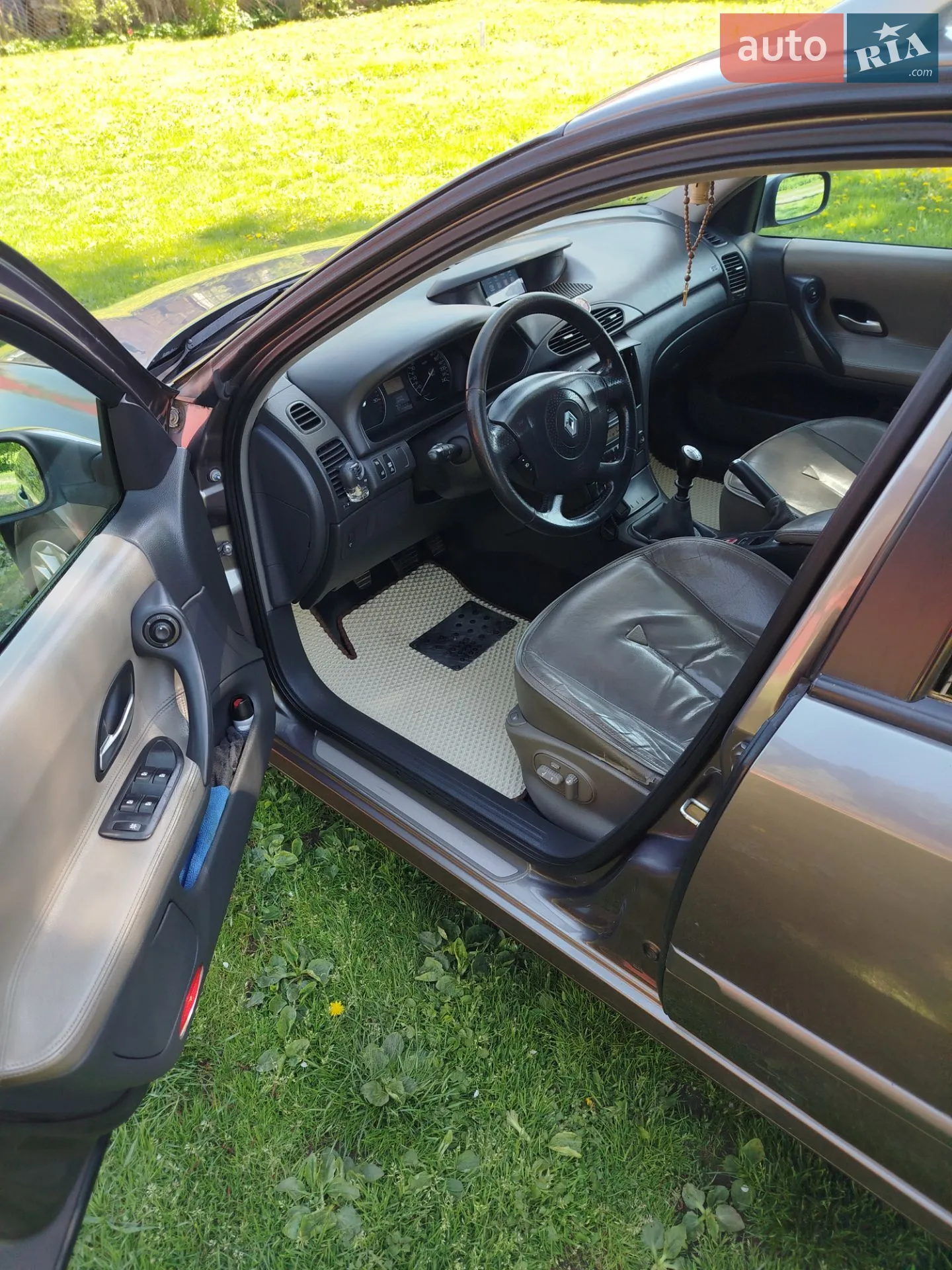 Renault Laguna, 2004