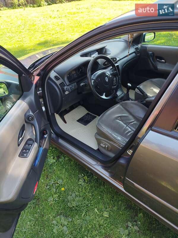 Renault Laguna 2004 Renault Laguna 2004