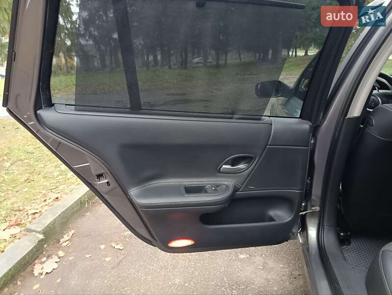 Універсал Renault Laguna 2006 в Дубні фото 52 Універсал Renault Laguna 2006 в Дубні
