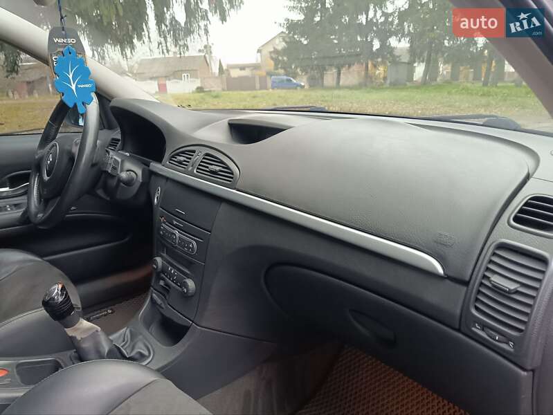 Універсал Renault Laguna 2006 в Дубні фото 2 Універсал Renault Laguna 2006 в Дубні
