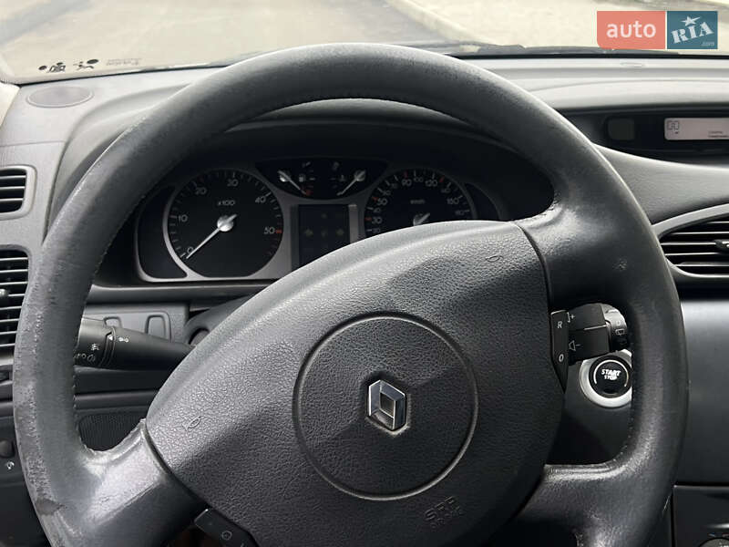 Универсал Renault Laguna 2003 в Тернополе фото 23 Универсал Renault Laguna 2003 в Тернополе