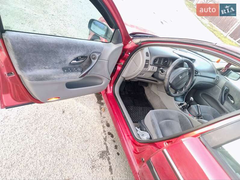 Лифтбек Renault Laguna 2002 в Староконстантинове фото 9 Лифтбек Renault Laguna 2002 в Староконстантинове