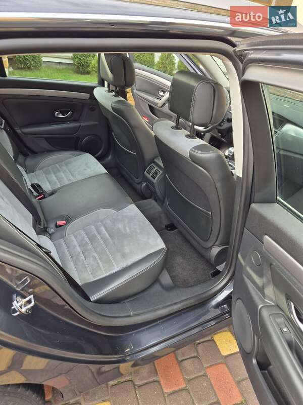 Універсал Renault Laguna 2011 в Львові фото 39 Універсал Renault Laguna 2011 в Львові