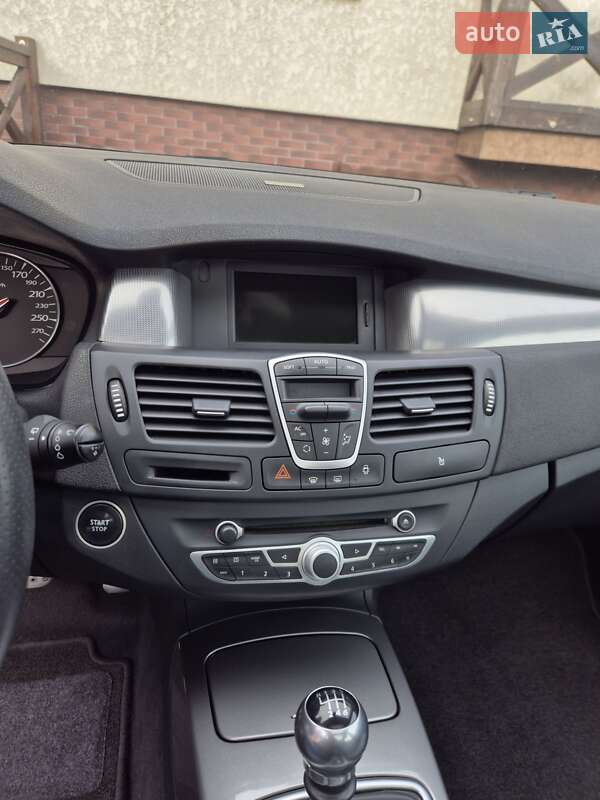 Універсал Renault Laguna 2011 в Львові фото 44 Універсал Renault Laguna 2011 в Львові