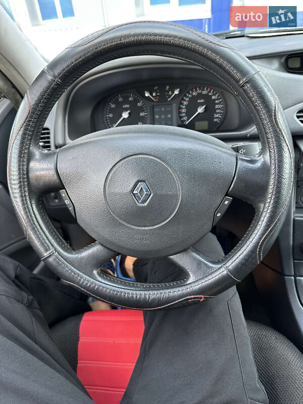 Лифтбек Renault Laguna 2004 в Полтаве