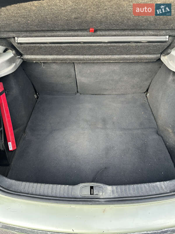 Лифтбек Renault Laguna 2004 в Полтаве