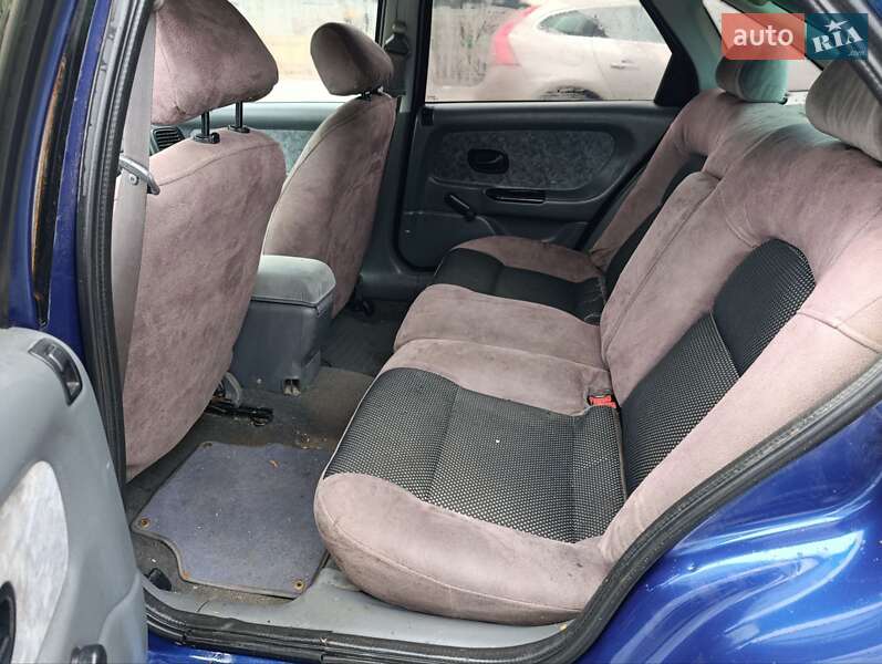 Лифтбек Renault Laguna 1996 в Луцке