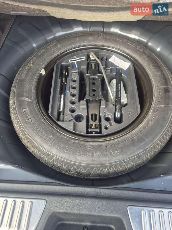 Універсал Renault Laguna 2011 в Львові фото 29 Універсал Renault Laguna 2011 в Львові