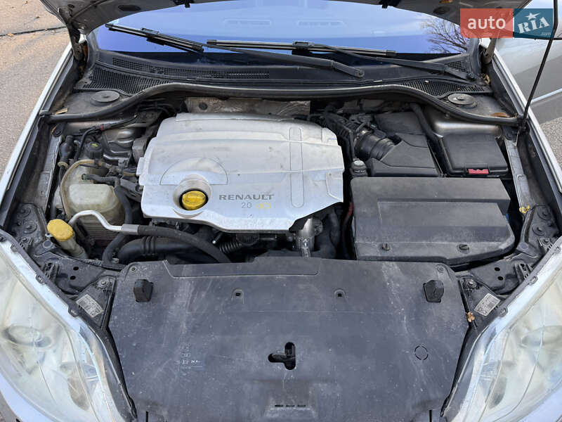 Ліфтбек Renault Laguna 2007 в Києві фото 10 Ліфтбек Renault Laguna 2007 в Києві