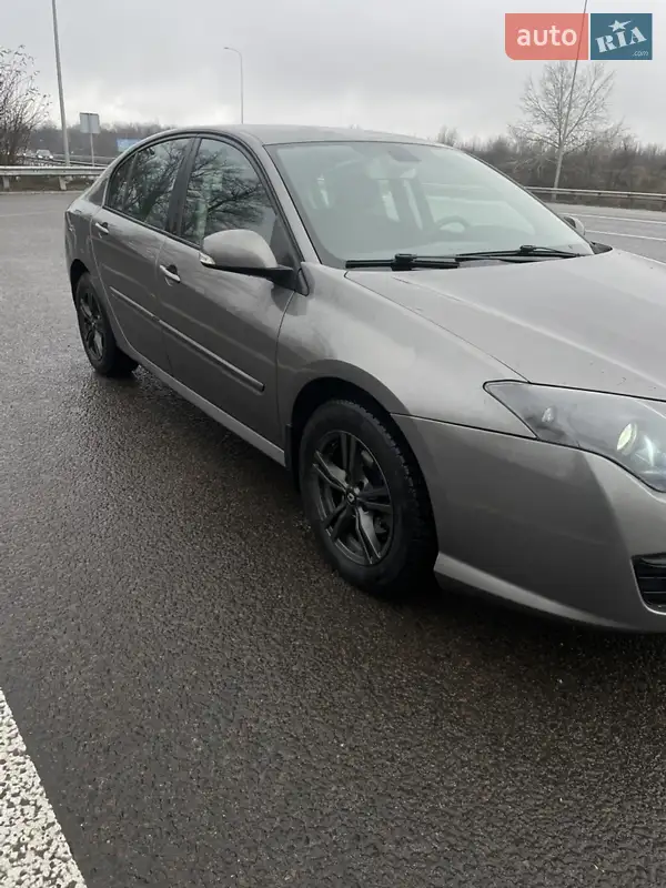 Renault Laguna