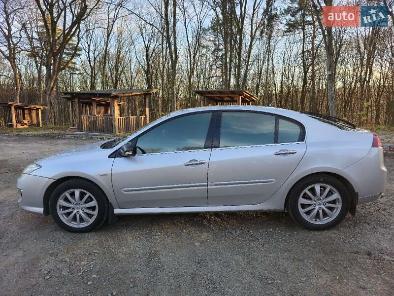 Лифтбек Renault Laguna 2011 в Ивано-Франковске фото 5 Лифтбек Renault Laguna 2011 в Ивано-Франковске