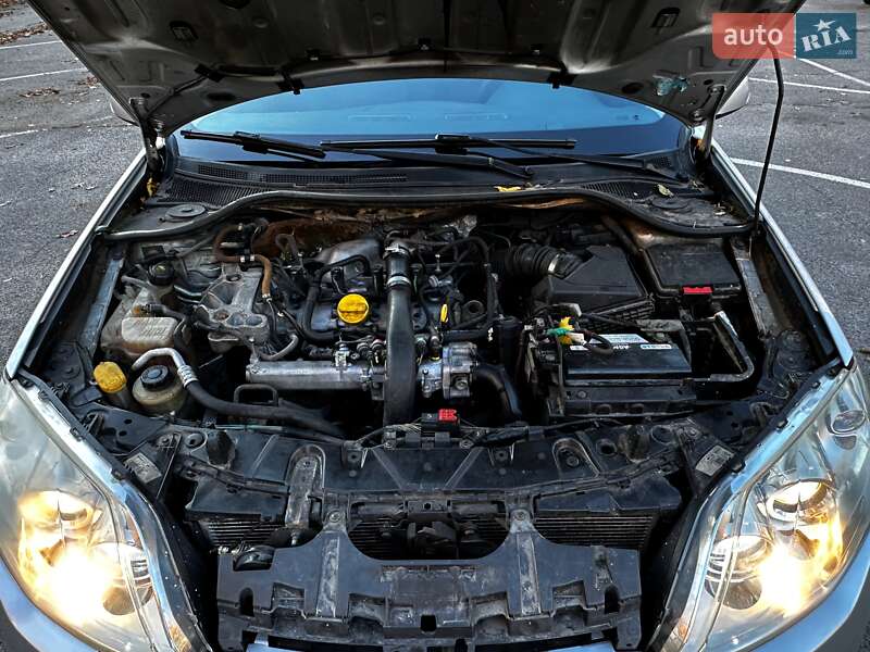 Лифтбек Renault Laguna 2008 в Виннице