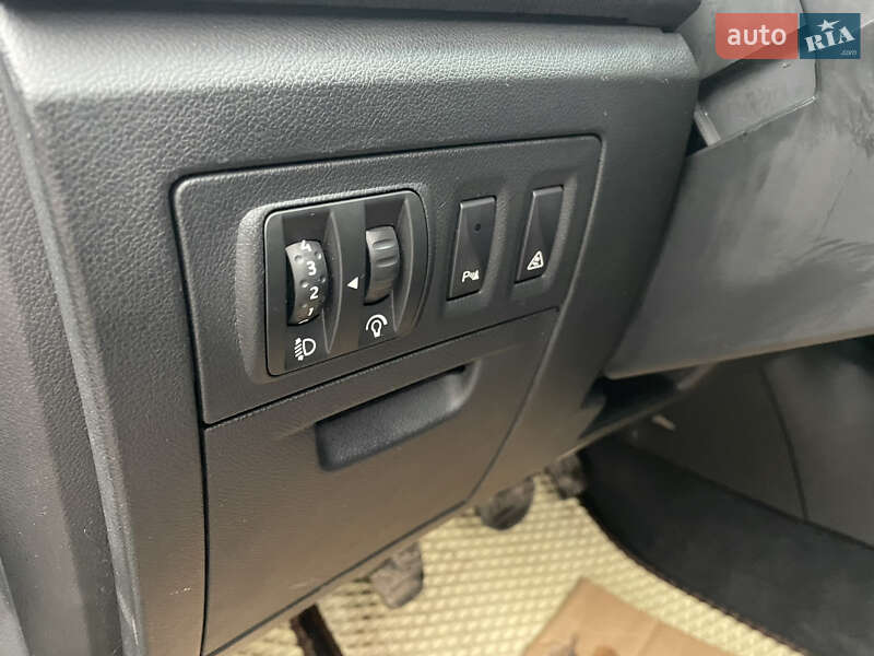 Лифтбек Renault Laguna 2008 в Теофиполе