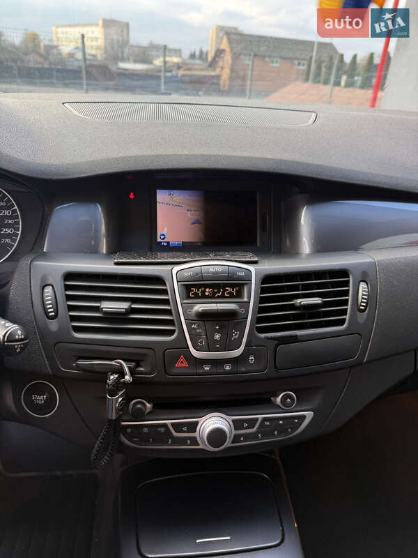 Лифтбек Renault Laguna 2010 в Виннице