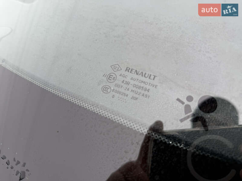 Ліфтбек Renault Laguna 2010 в Рівному