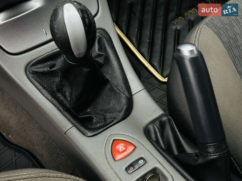 Лифтбек Renault Laguna 2005 в Харькове