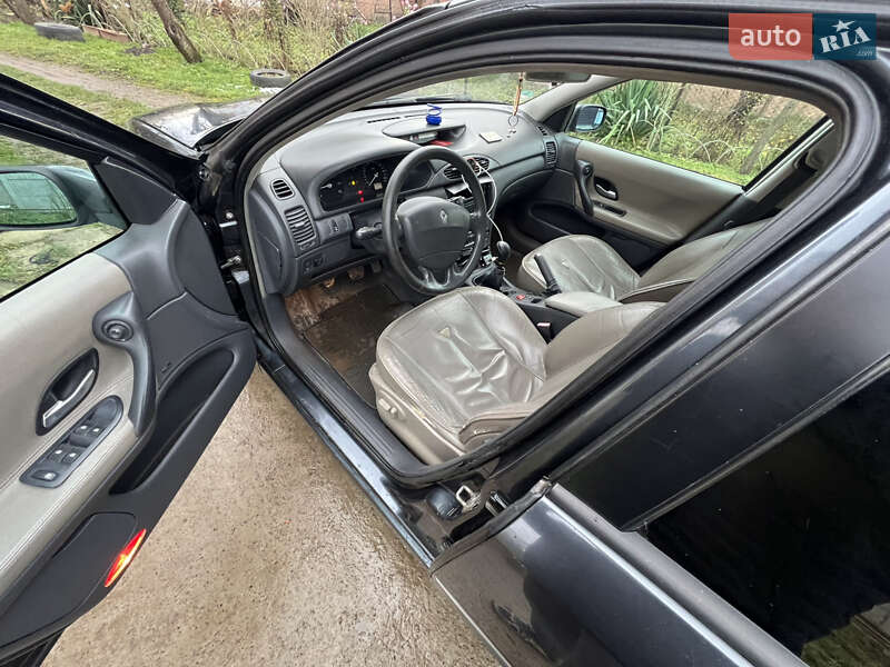 Універсал Renault Laguna 2001 в Калуші