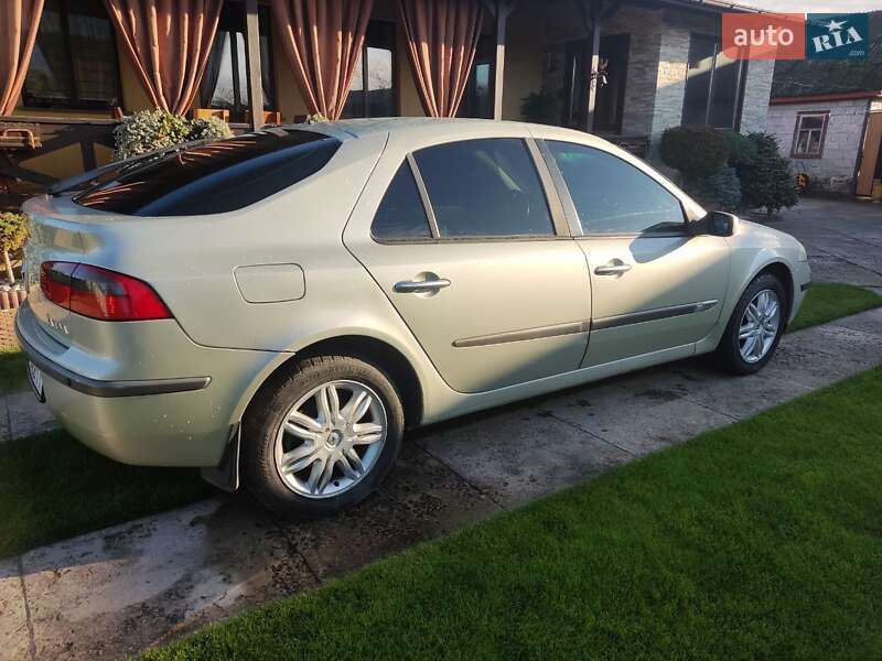 Ліфтбек Renault Laguna 2002 в Смілі