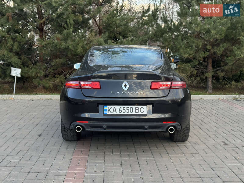 Купе Renault Laguna 2011 в Києві