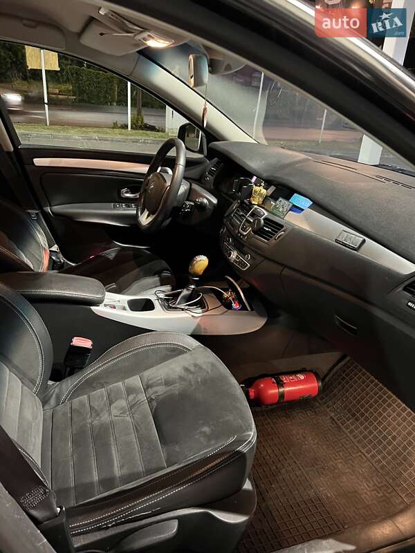 Універсал Renault Laguna 2009 в Чернівцях