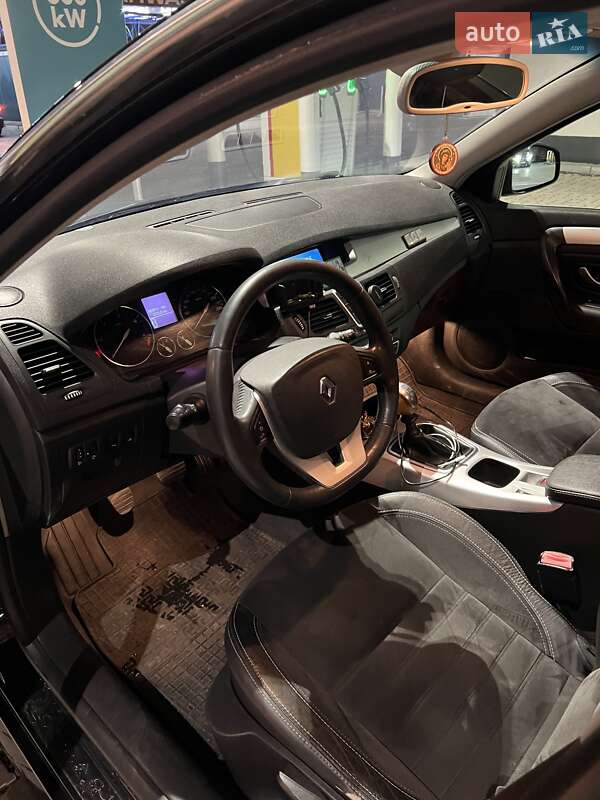 Універсал Renault Laguna 2009 в Чернівцях