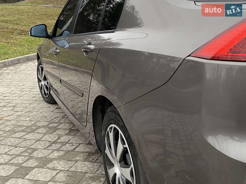 Ліфтбек Renault Laguna 2008 в Новояворівську