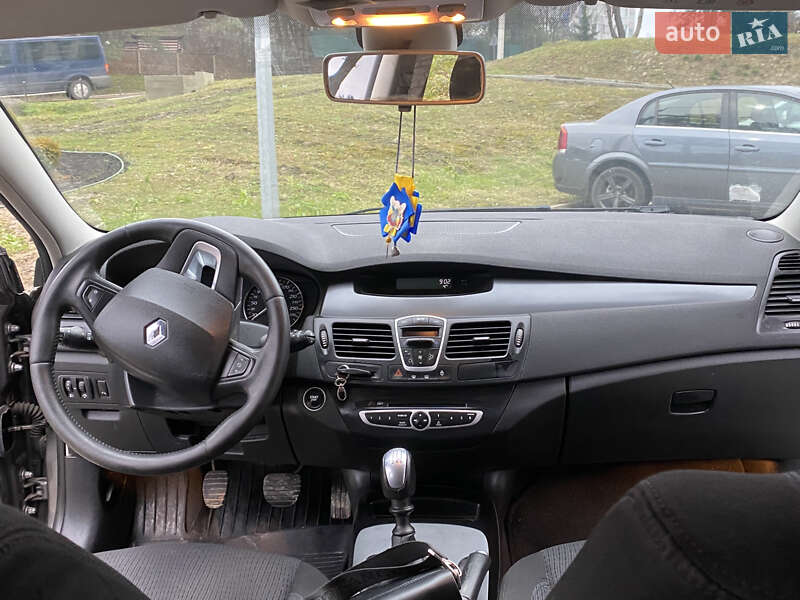 Ліфтбек Renault Laguna 2008 в Новояворівську