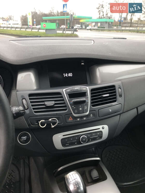 Ліфтбек Renault Laguna 2014 в Києві фото 28 Ліфтбек Renault Laguna 2014 в Києві