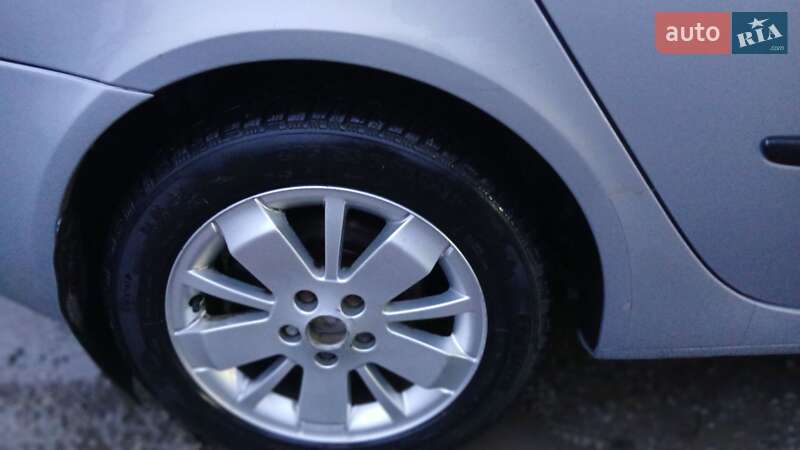 Ліфтбек Renault Laguna 2007 в Тернополі