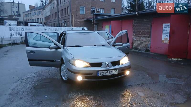 Ліфтбек Renault Laguna 2007 в Тернополі