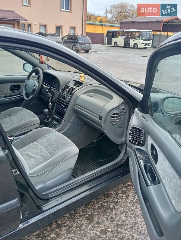 Универсал Renault Laguna 1996 в Ровно