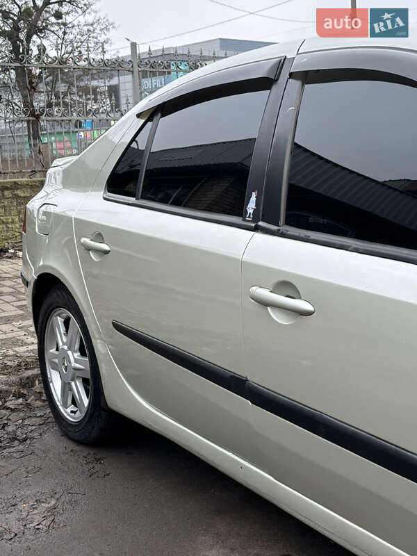 Ліфтбек Renault Laguna 2005 в Слов'янську фото 3 Ліфтбек Renault Laguna 2005 в Слов'янську
