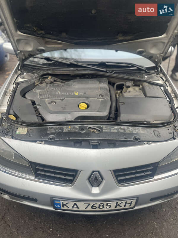 Лифтбек Renault Laguna 2005 в Киеве