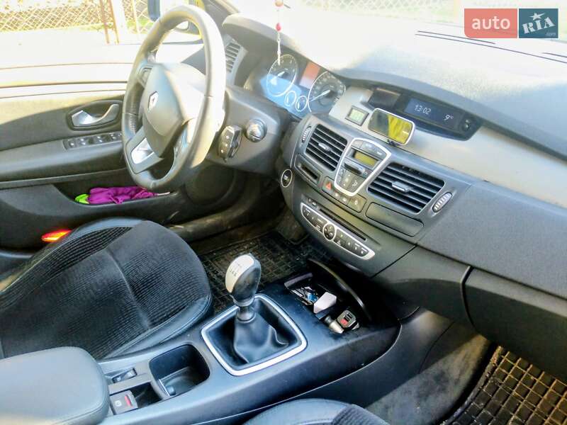 Лифтбек Renault Laguna 2008 в Калуше фото 7 Лифтбек Renault Laguna 2008 в Калуше