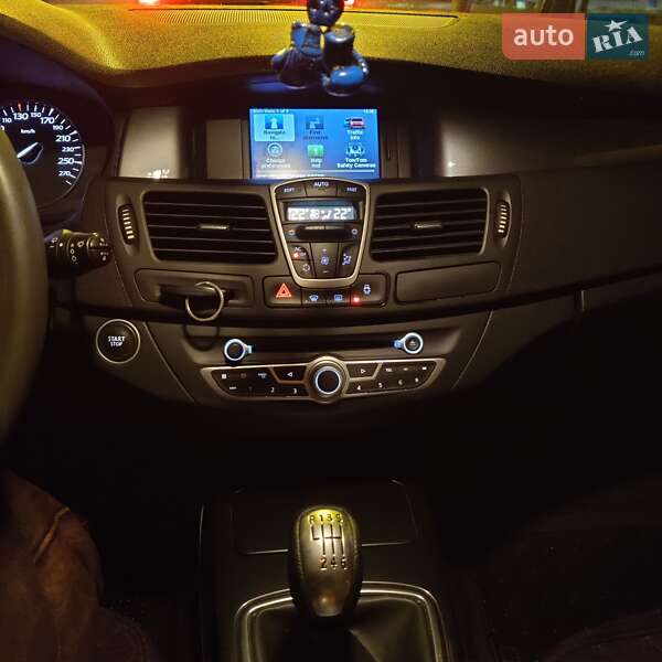 Лифтбек Renault Laguna 2010 в Харькове фото 32 Лифтбек Renault Laguna 2010 в Харькове