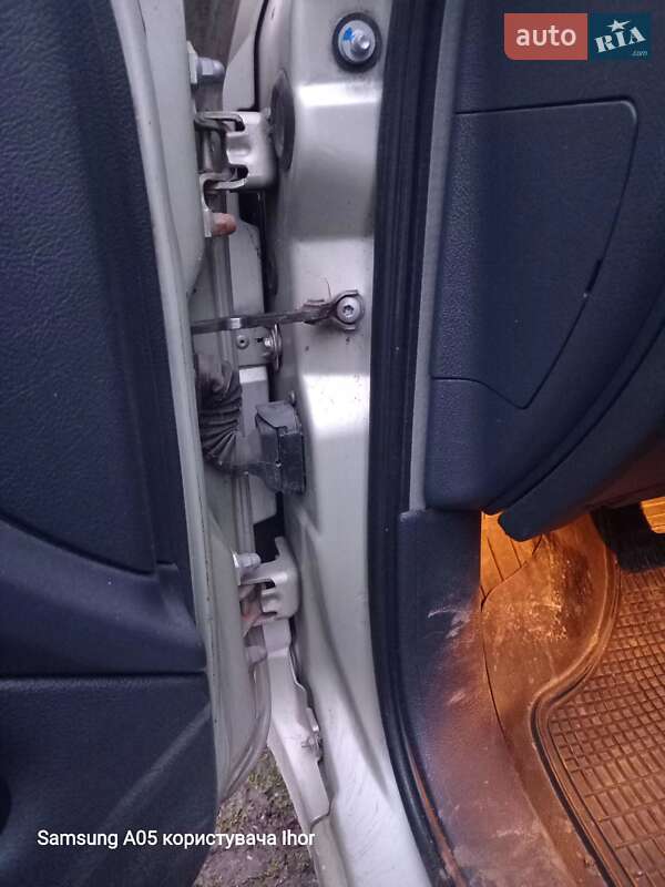 Лифтбек Renault Laguna 2005 в Тернополе