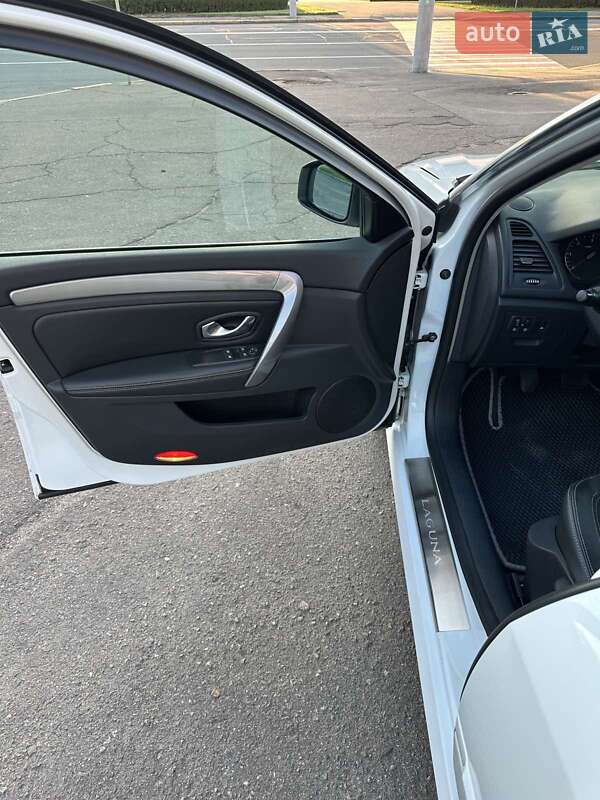 Ліфтбек Renault Laguna 2012 в Кривому Розі