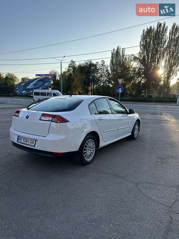 Ліфтбек Renault Laguna 2012 в Кривому Розі