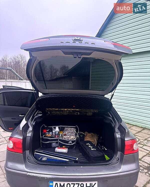 Лифтбек Renault Laguna 2006 в Житомире фото 9 Лифтбек Renault Laguna 2006 в Житомире