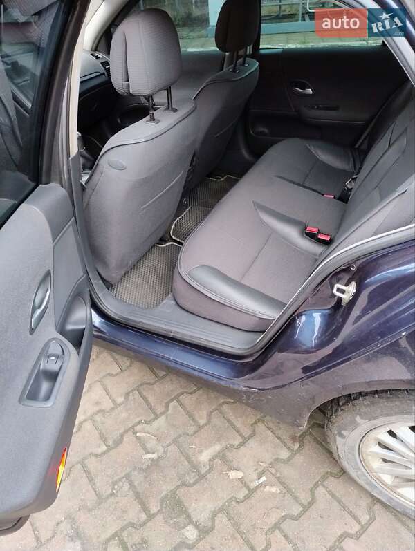 Лифтбек Renault Laguna 2005 в Лебедине фото 3 Лифтбек Renault Laguna 2005 в Лебедине