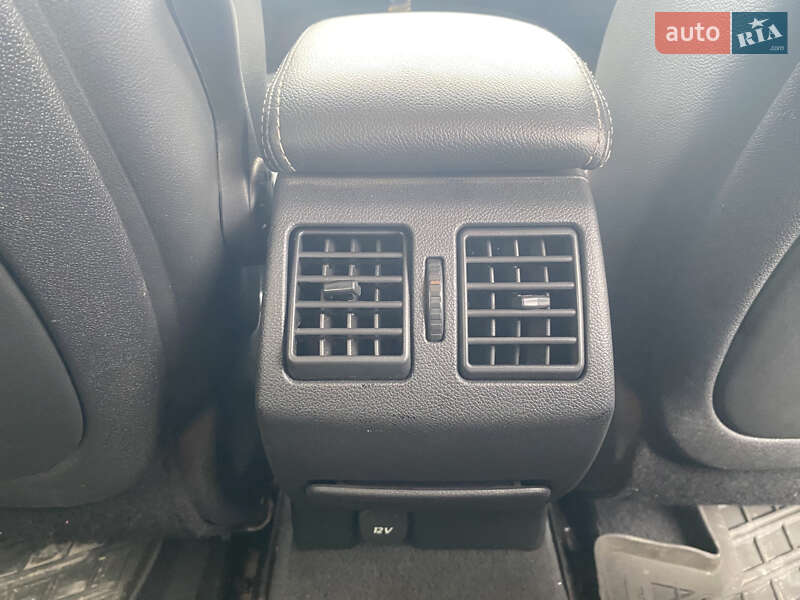 Универсал Renault Laguna 2011 в Умани