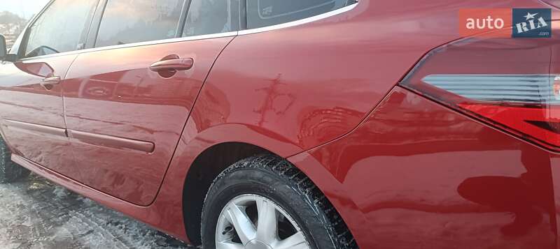 Універсал Renault Laguna 2011 в Хмельницькому фото 4 Універсал Renault Laguna 2011 в Хмельницькому