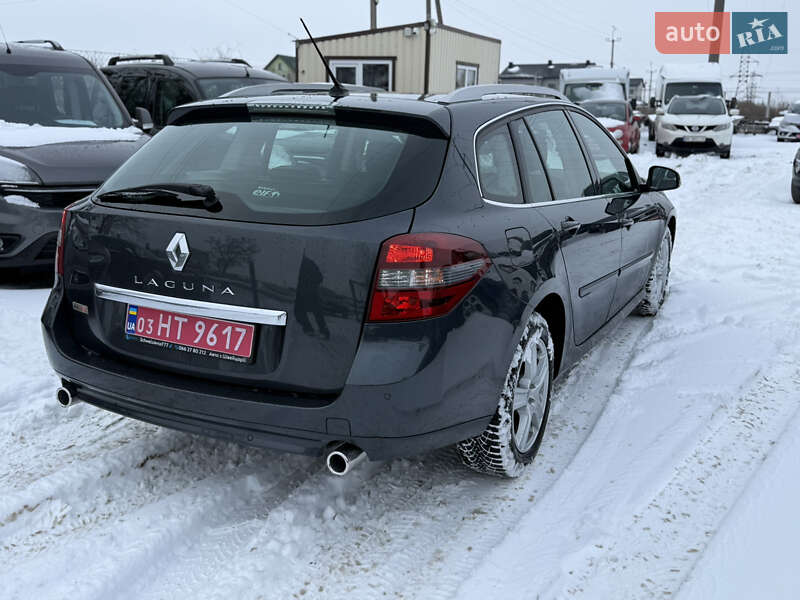 Универсал Renault Laguna 2013 в Ровно