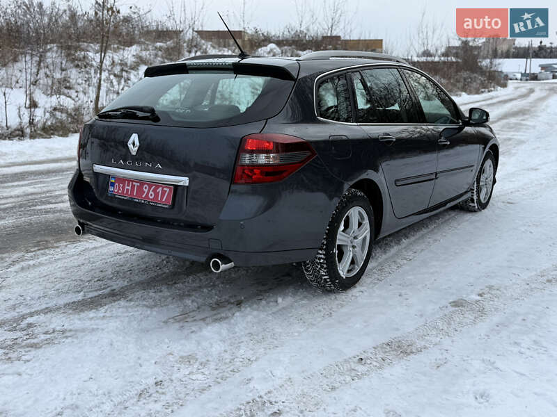 Универсал Renault Laguna 2013 в Ровно