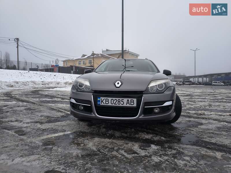 Универсал Renault Laguna 2012 в Виннице фото Универсал Renault Laguna 2012 в Виннице